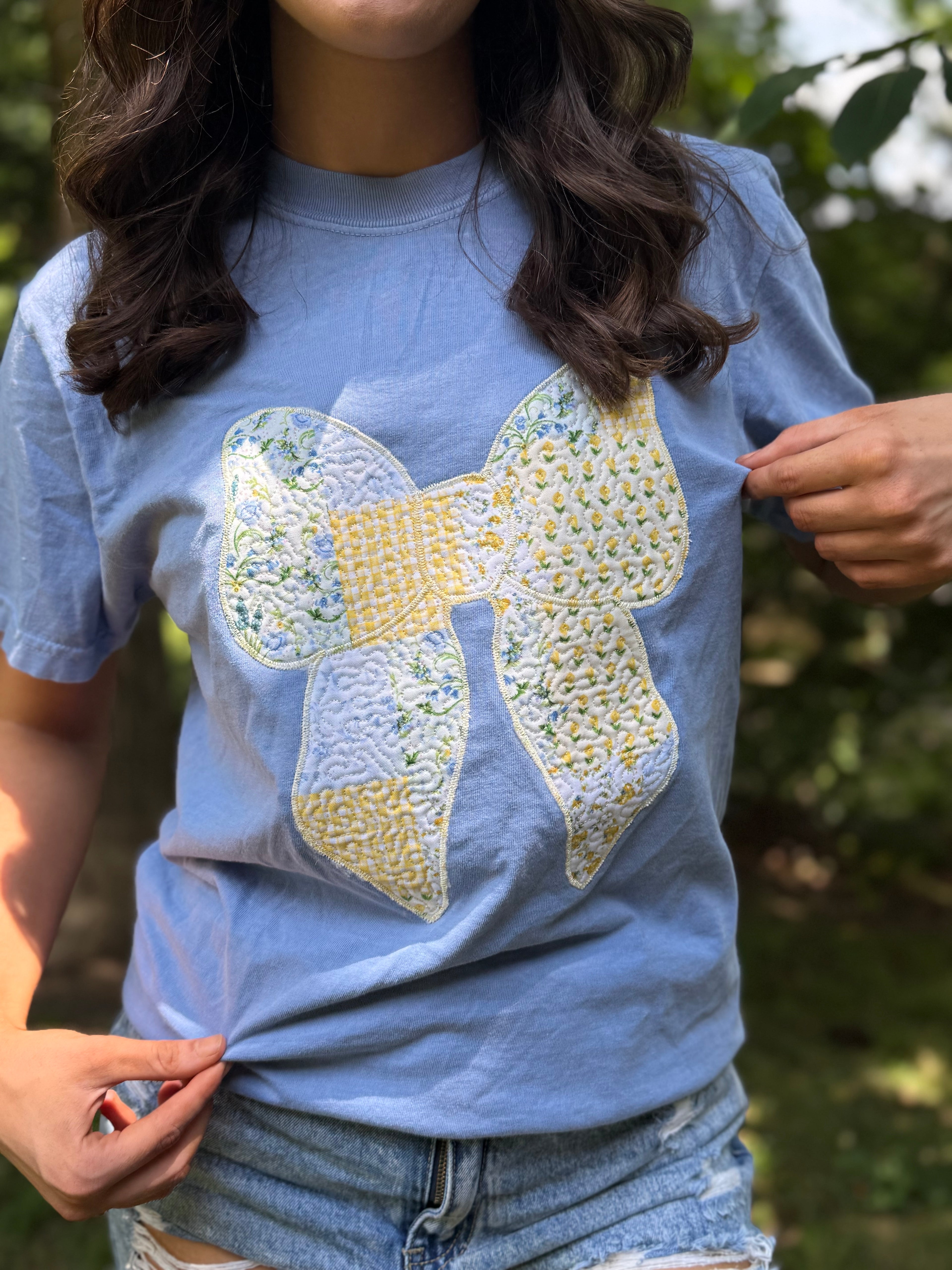 Quilted Bow Embroidered Tee